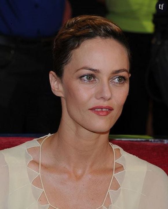 Petite vengeance, sans se faire griller pour Vanessa Paradis