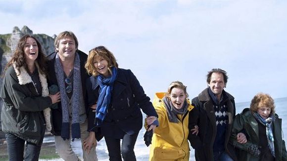 Mes amis, mes amours, mes emmerdes saison 4 : les amis sous le choc d'une mort brutale