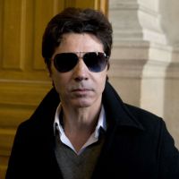 La mineure impliquée dans l'affaire Jean-Luc Lahaye parle : "c'est sérieux entre nous"