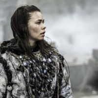 Game of Thrones saison 5 épisode 9 : la belle chef de tribu des Sauvageons Karsi va-t-elle revenir ?