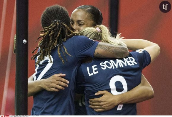 L'équipe de France de football féminine a fait le show contre la Corée du Sud.