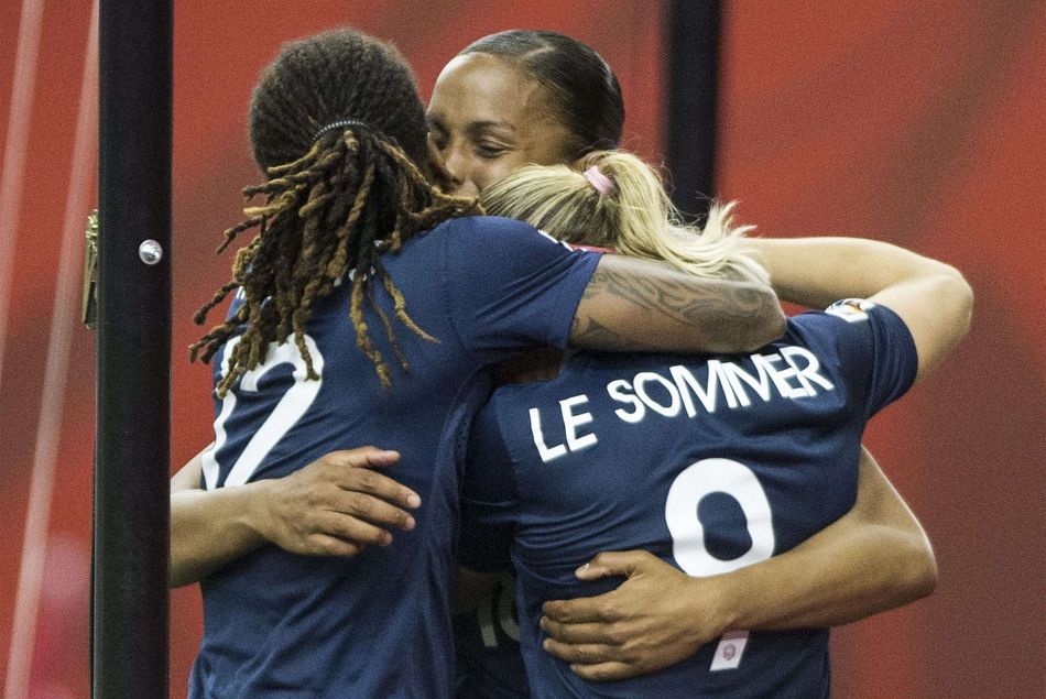 L'équipe de France de football féminine a fait le show contre la Corée du Sud.