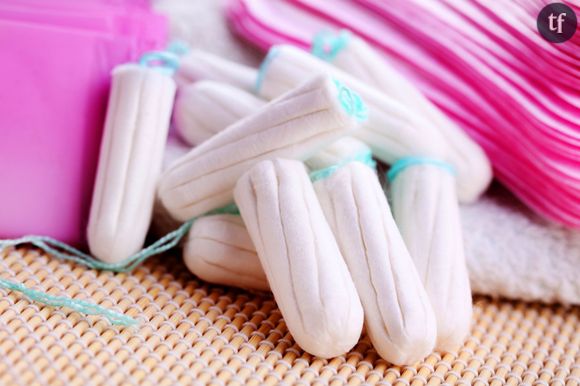 Les tampons devraient-il comporter un avertissement comme les paquets de cigarettes ?