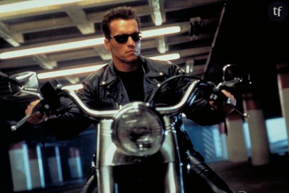 Arnold Schwarzenegger et sa grosse moto dans Terminator 2