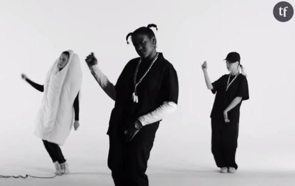 "I bleed and I'm proud" : des Australiennes badass rappent contre la taxe tampon