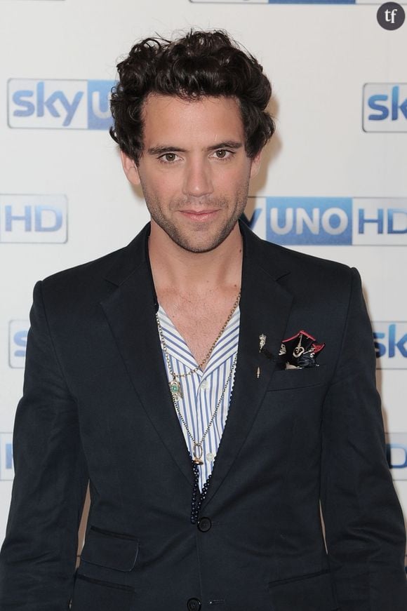 Mika se sent beaucoup mieux dans ses baskets, depuis qu'il a fait son coming-out dans les médias.