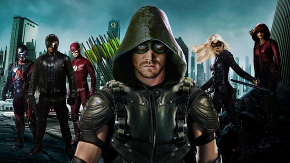 Arrow Saison 4 : Stephen Amell rêve de Batman et aura une nouvelle copine