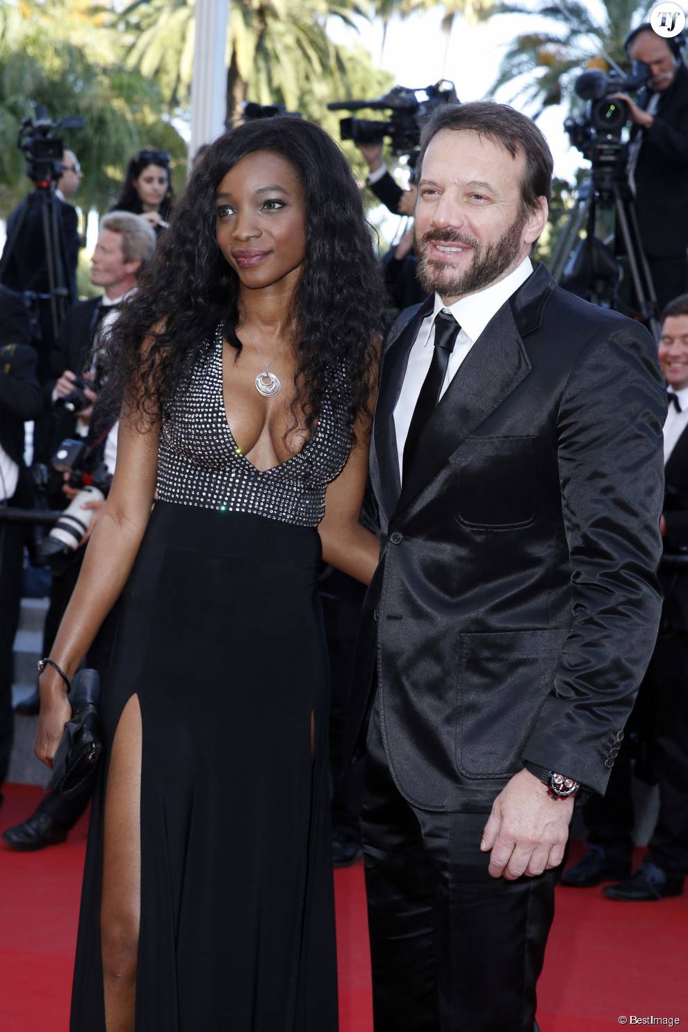  Samuel Le Bihan et sa compagne Daniela Beye - Montée des marches du film &quot;Inside Out&quot; (Vice-Versa) lors du 68 ème Festival International du Film de Cannes, à Cannes le 18 mai 2015.  