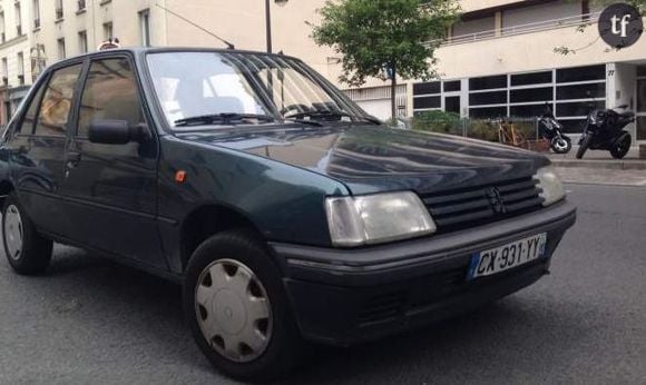 Une voiture Peugeot 2015 à vendre