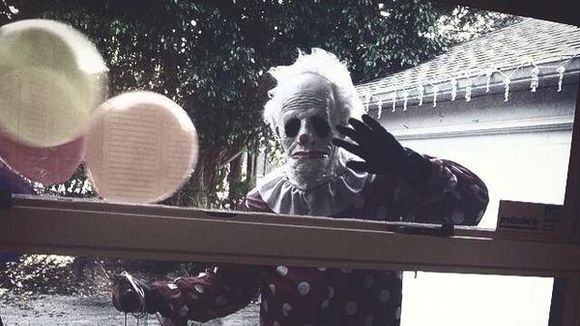 Ce clown effrayant est-il l'arme fatale pour faire obéir les enfants ?