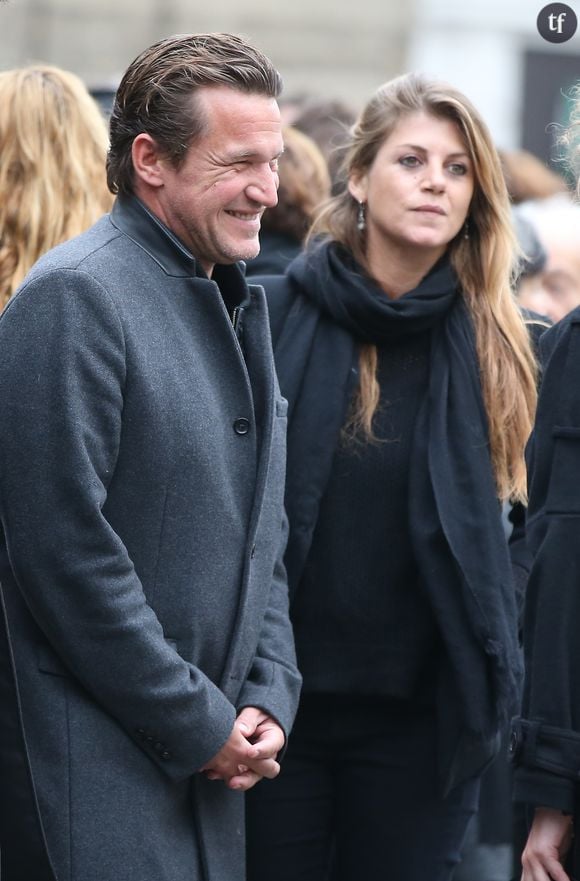  Benjamin Castaldi et sa compagne Aurore Aleman - Obsèques de Danièle Delorme en l'église de Saint-Germain-des Prés à Paris. Le 23 octobre 2015 