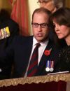 Kate Middleton et le prince William, en lunettes, au festi­val Royal Remem­brance