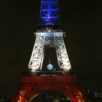 Attentats de Paris : suivre en direct la cérémonie d'hommage national aux victimes (27 novembre)