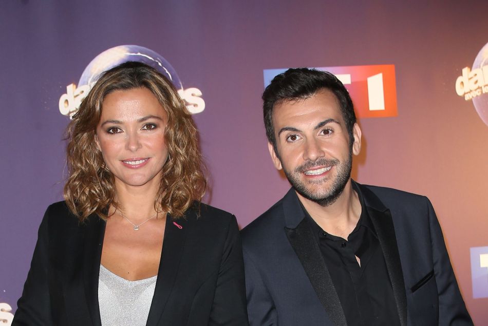  Laurent Ournac et Sandrine Quétier (animateurs de l'émission) - Photocall Danse avec les stars 6 devant TF1 à Boulogne-Billancourt, le 7 octobre 2015. 