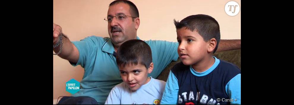 Othman Dinayi, dit &quot;Père Courage&quot;, avec deux de ses enfants