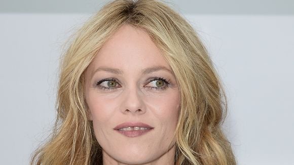 Vanessa Paradis : comblée en amitié, "l'amour, ce sera la cerise sur le gâteau"