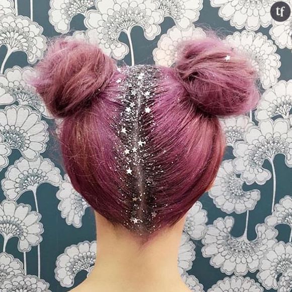 Les cheveux pailleté, la tendance beauté parfaite pour les Fêtes