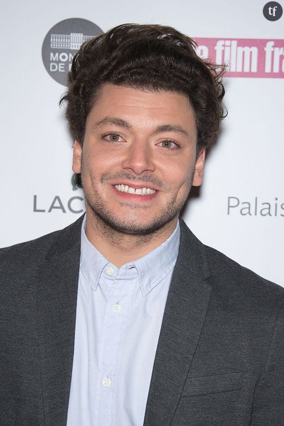 Kev Adams est très proche de sa famille et n'hésite pas à lui faire partager son succès.