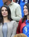 Ludivine Sagna (la femme de Bacary Sagna) et Jennifer Giroud (la femme d'Olivier Giroud) lors du match du quart de finale de l'UEFA Euro 2016 France-Islande au Stade de France à Saint-Denis, France le 3 juillet 2016