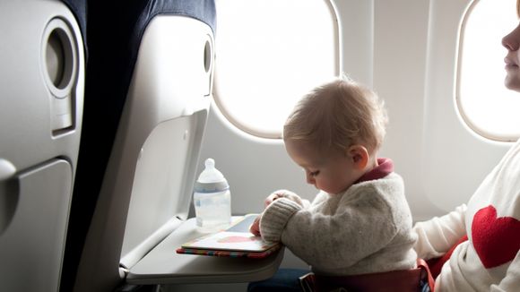 10 conseils pour prendre l'avion avec bébé