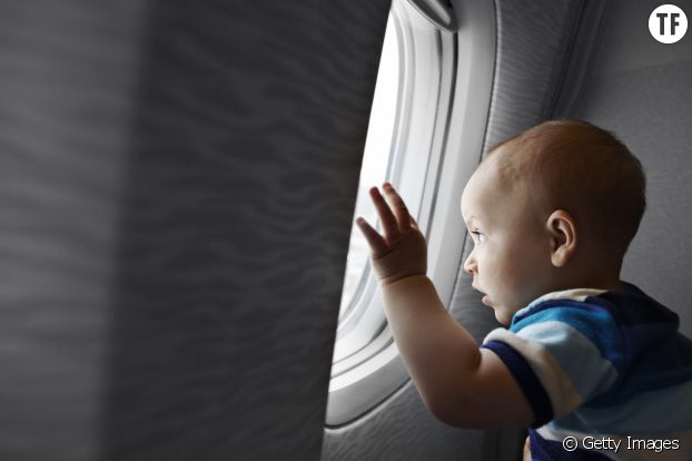 10 conseils pour prendre l'avion avec bébé