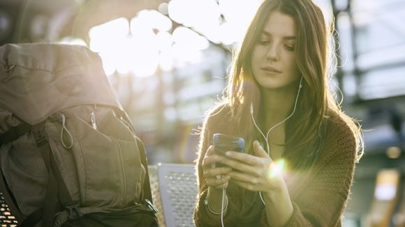 Les astuces pour ne pas exploser sa facture de téléphone à l'étranger