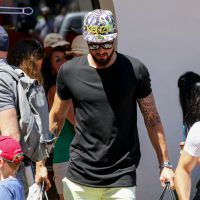 Olivier Giroud : en vacances à Saint-Tropez avec sa femme Jennifer et leur fille Jade (photos)