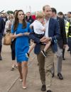 Kate Middleton, Le prince William, et leur fils le prince George assistent au Royal International Air Tattoo à Gloucester le 8 juillet 2016