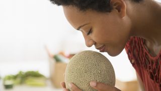 Pour choisir un bon melon, il suffirait de fermer les yeux