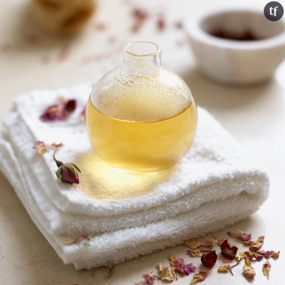 DIY : la recette minceur anti-cellulite à base d'huiles essentielles.