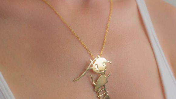 Ces artistes transforment les dessins de vos enfants en de superbes bijoux