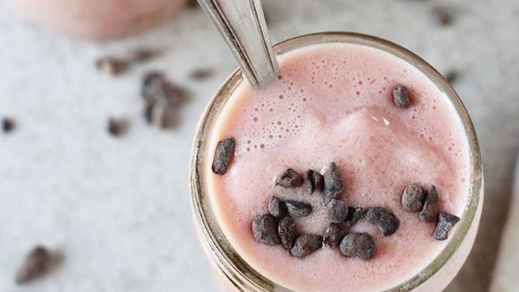 La recette crèmeuse du milk-shake à la pastèque et à la noix de coco