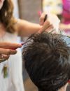 Les femmes paient plus cher que les hommes dans les salons de coiffure