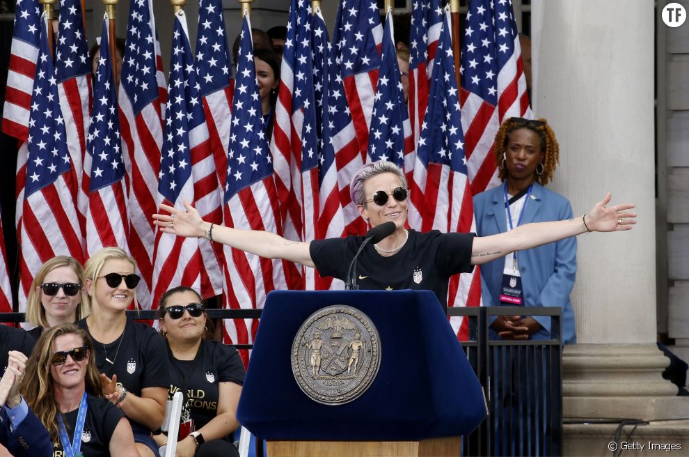 La championne du monde de foot Megan Rapinoe lors de son discours au City Hall de New York le 10 juillet 2019