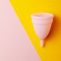 3 astuces pour se mettre doucement mais sûrement à la cup menstruelle