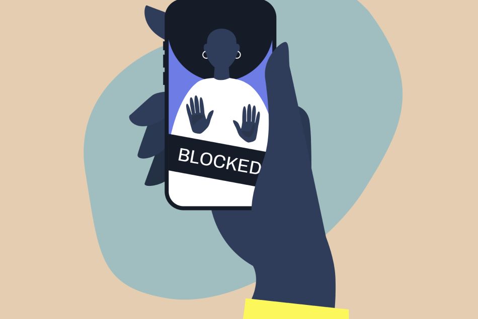 Faut-il bloquer ou se désabonner de son ex sur les réseaux sociaux ?