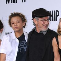 La fille de Steven Spielberg se lance dans le porno (et son père la soutient)