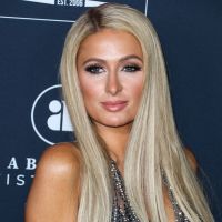 "Toutes les femmes devraient le faire" : pourquoi Paris Hilton a congelé ses ovocytes