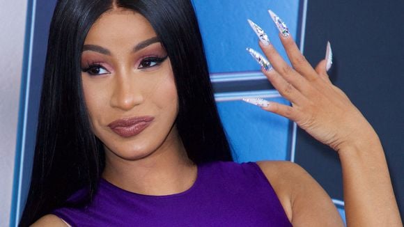 Cardi B a la meilleure réponse aux critiques sur son titre de "Femme de l'année"