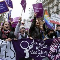 "On ne peut plus fermer les yeux" : la marche féministe #NousToutes mobilise massivement