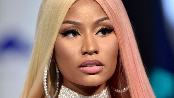 Nicki Minaj attaquée pour une photo dénudée : "Tu es une mère maintenant"