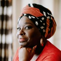 "Jouissante, jouissive et jouisseuse" : Axelle Jah Njiké prône l'émancipation par la sexualité