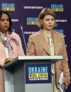 Pramila Pratten et Olha Stefanishyna lors d'une conférence de presse à Kyiv, le 3 mai 2022.