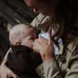 En France, presque 70 % des mères allaitent à la naissance