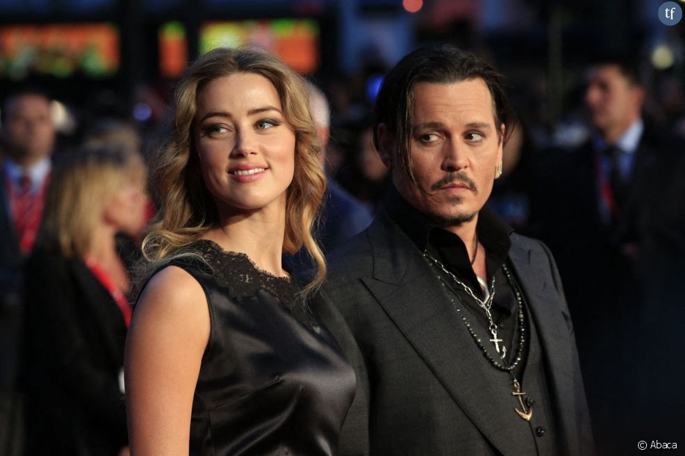 Amber Heard et Johnny Depp assistant à la première de Black Mass lors du 59e BFI London film Festival à l&#039;Odeon Leicester Square, Londres en 2015