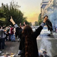 Comment "Another Love" de Tom Odell est devenu l'hymne de révolte en Iran