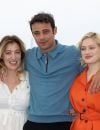   Valéria Bruni Tedeschi, Sofiane Bennacer, Nadia Tereszkiewicz au photocall du film "Les Amandiers" lors du 75ème Festival International du Film de Cannes, le 23 mai 2022  