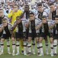  Les joueurs allemands se couvrent la bouche pour protester contre l'interdiction de porter le brassard de capitaine One Love lors du match Allemagne-Japon le 23 novembre 2022 