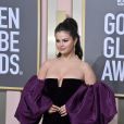 Dans une courte vidéo, Selena Gomez explique sans détour : "Je suis un peu grosse en ce moment parce que je me suis bien amusée pendant les vacances... Mais on s'en fiche !".
