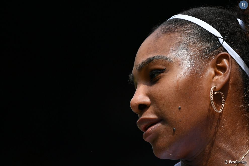 &quot;3 fois plus de risques de mourir&quot; : Serena Williams dénonce le racisme que subissent les femmes noires qui accouchent